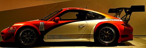 Porsche_GT_von_der_Seite_copy.jpg